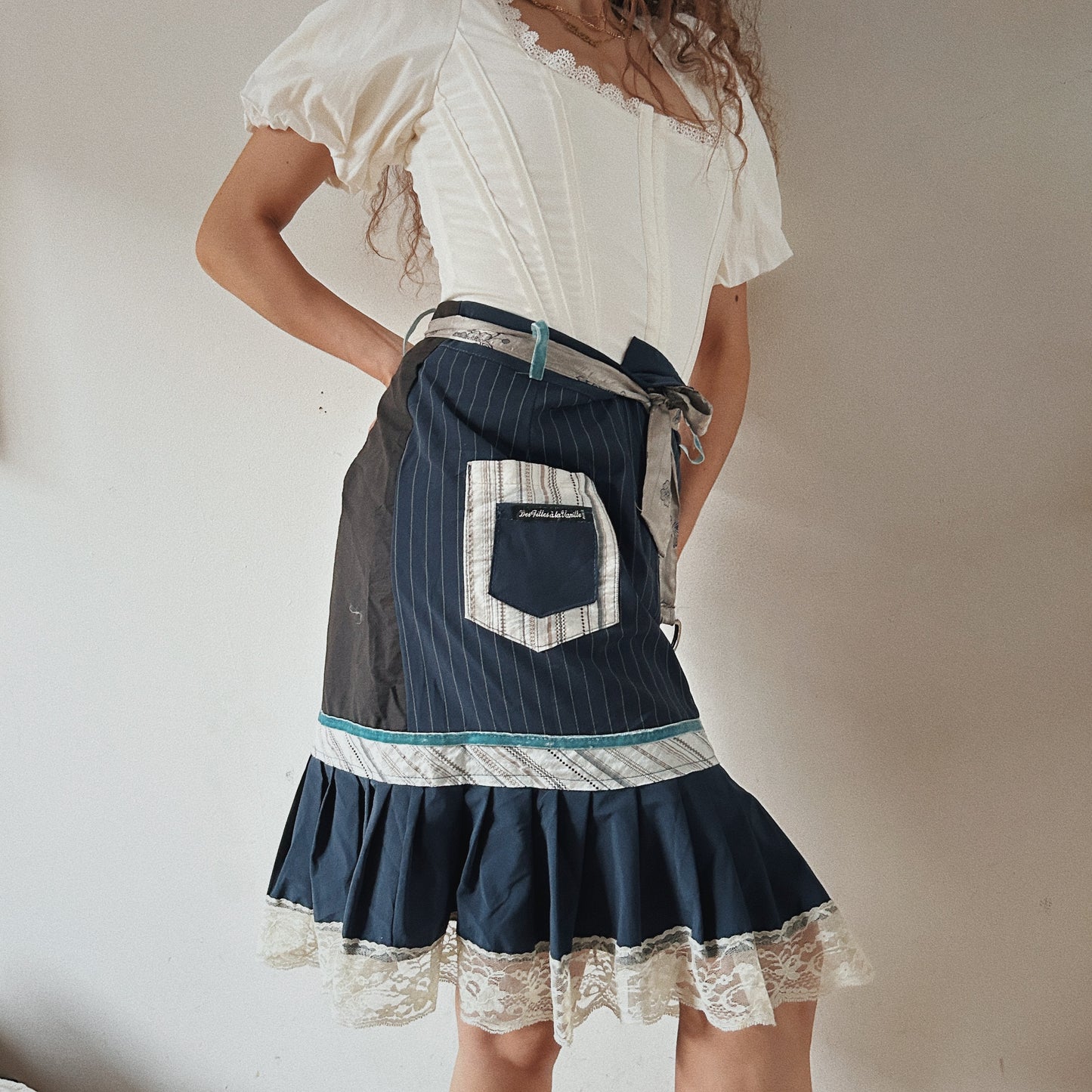 Patchwork skirt with lace trim