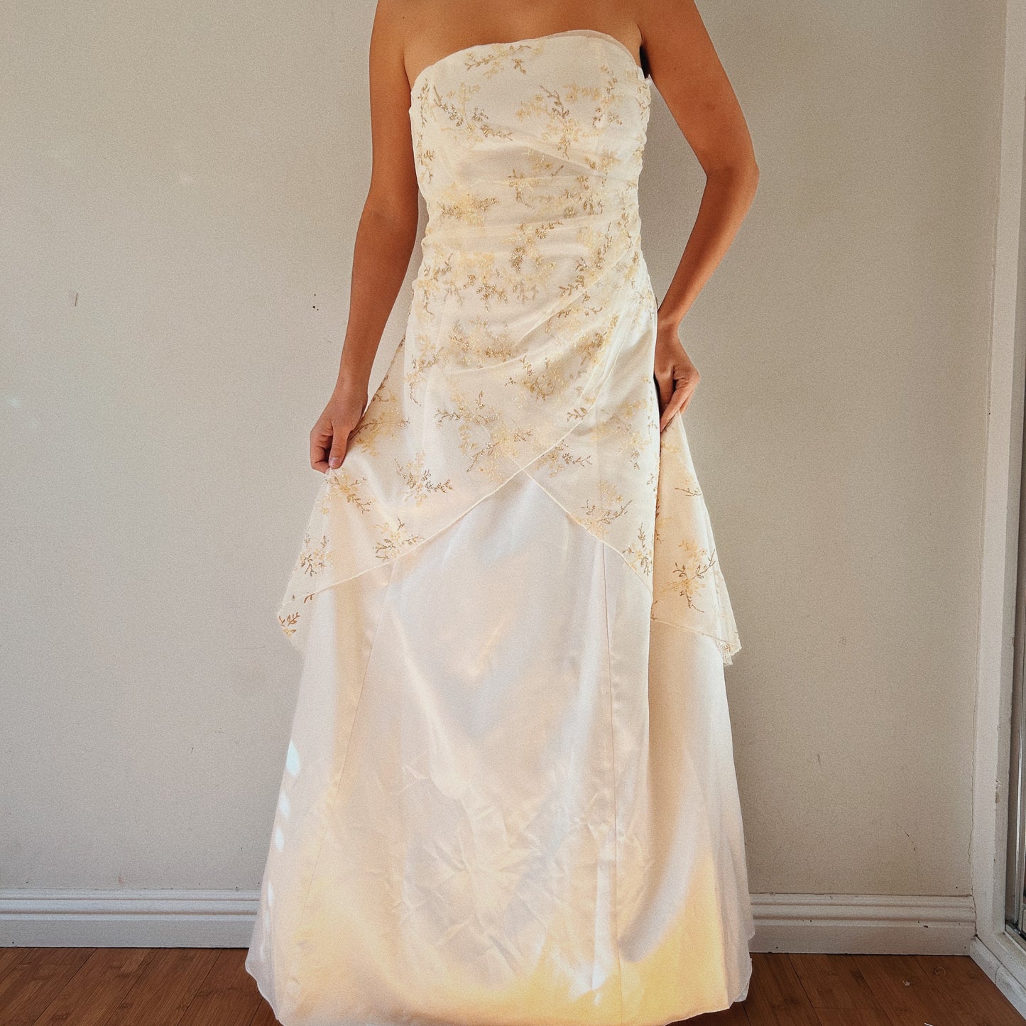 Strapless White Bridal Gown With Shiny Details